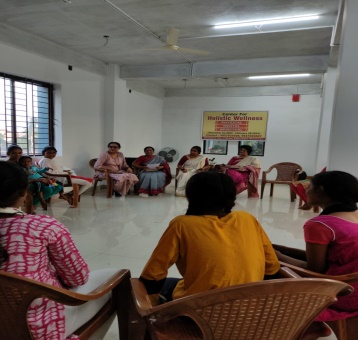 Manam Emotional Empowerment sessions with the neighborhood slum community girls/women and the very experienced women of the Theosophical Order of Service (Members) on dt-15-12-2023