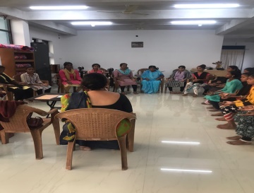 Manam Foundation conducts emotional Quotient session with urban slum community adolescent girls through the Theosophical Order of Service Bhubaneswar on dt-25-12-2023