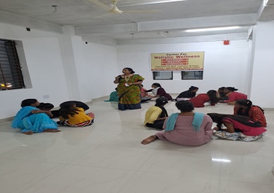 Manam Foundation conducts emotional Quotient session with urban slum community adolescent girls through the Theosophical Order of Service Bhubaneswar on dt-25-12-2023