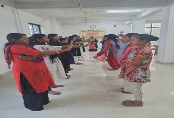 Manam Foundation conducts emotional Quotient session with urban slum community adolescent girls through the Theosophical Order of Service Bhubaneswar on dt- 25-01-2024