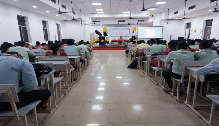 Manam Foundation workshop on Youth Relationship Issues at BJB College today...... Navigating relationships is a passport to Self Awareness!! Very interactive and enthusiastic students on, dt-06-03-2024.